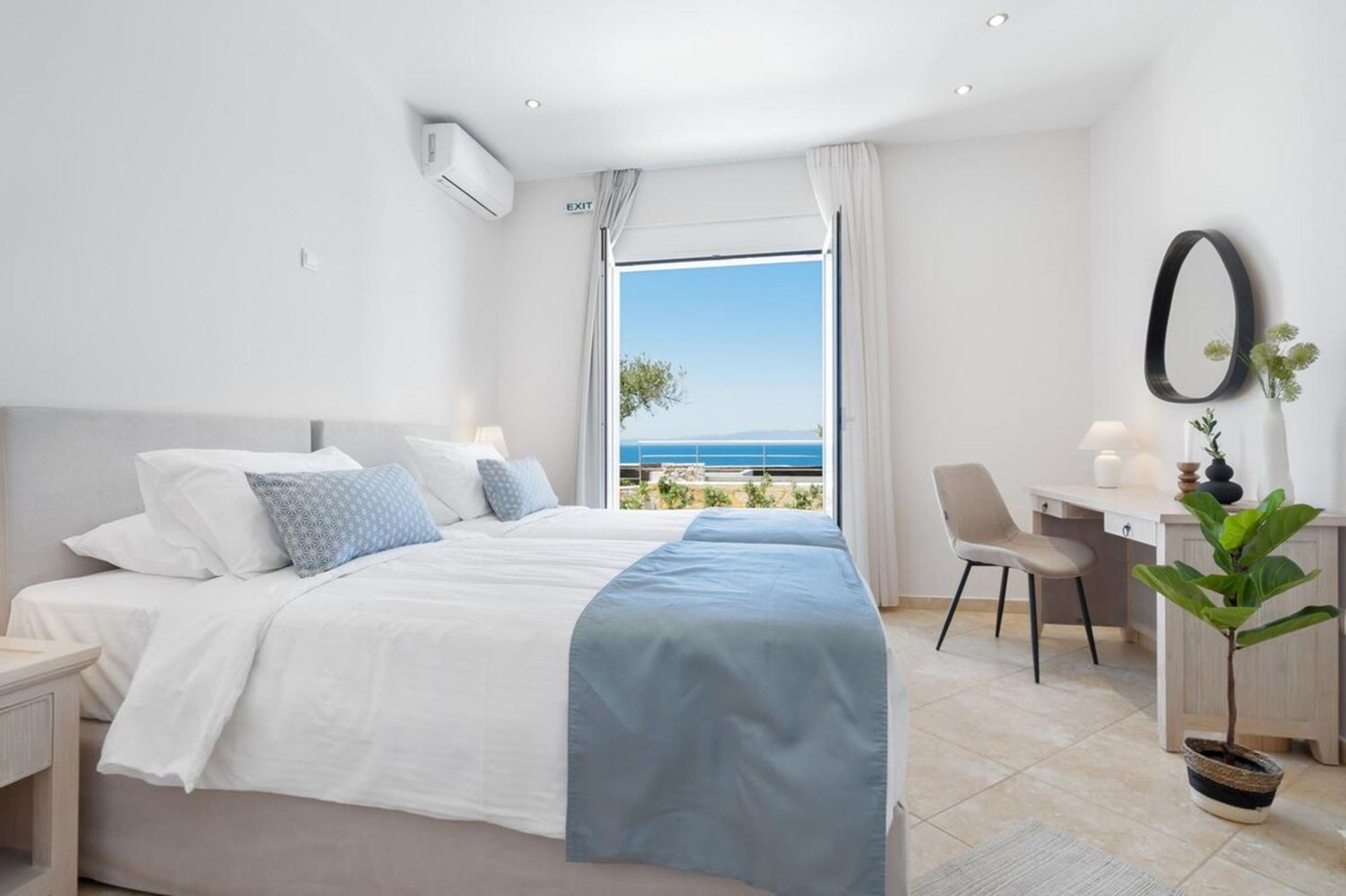 Chorafakia Villa Hemera Ocean View Private Heated Pool מראה חיצוני תמונה